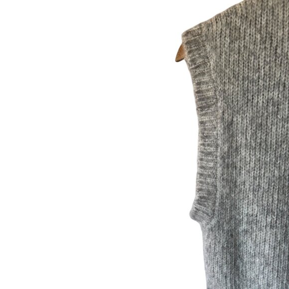 St. Roche Juniper Sweater Vest Heather Gray Size XS Floral Hand Embroidery Soft - Picture 8 of 16